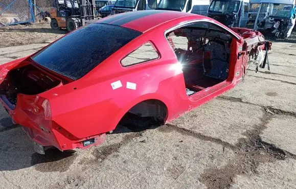Ford Mustang V Front quarter panel 