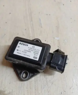 Toyota Avensis T250 ESP acceleration yaw rate sensor 0265005273