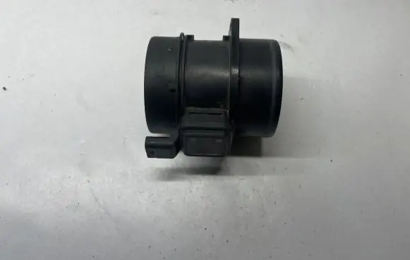 Mercedes-Benz E W212 Mass air flow meter A6510900048