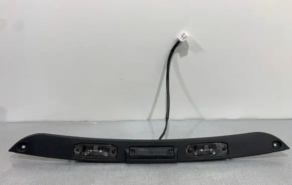 KIA Sportage Trunk door license plate light bar 925013F0