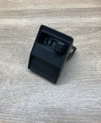 BMW 5 E34 Light switch 38813706 138400
