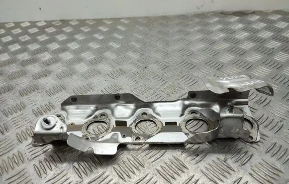 Peugeot 2008 II Exhaust heat shield 9816267280