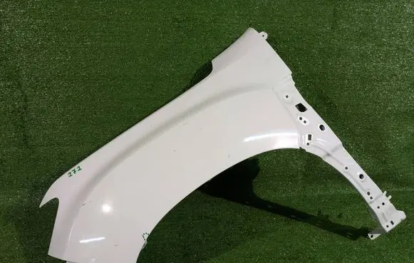 Dacia Duster II Fender