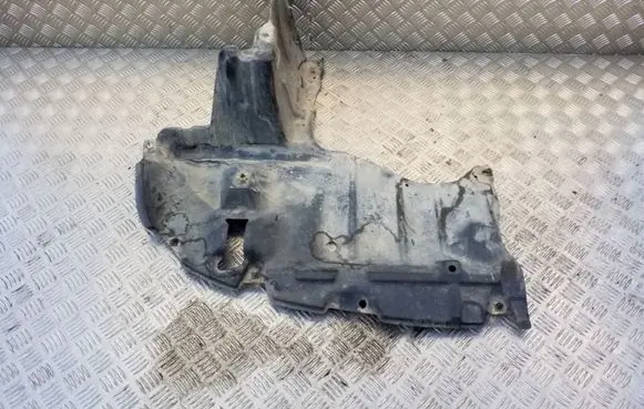 Citroen C5 Engine splash shield/under tray