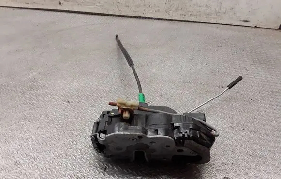 Opel Insignia A Rear door lock