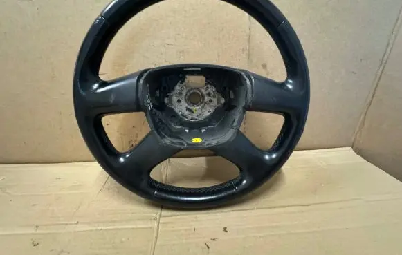 Skoda Octavia Mk2 (1Z) Steering wheel 3T0419091A 1Z0419091T