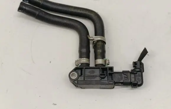 Mercedes-Benz E W214 Exhaust gas pressure sensor A0009059308