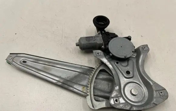Toyota Auris 150 Rear door window regulator with motor 857200D120 973581100 AV2621002340