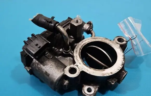 Mercedes-Benz Vito Viano W447 Throttle body valve 161A07244R IMPRK1534117