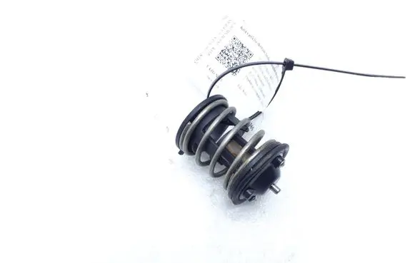 BMW 7 F01 F02 F03 F04 Thermostat 