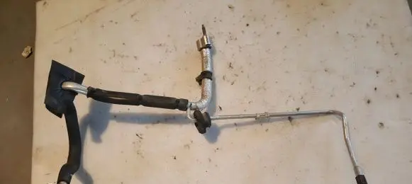 Jaguar XJ X350 Air conditioning (A/C) pipe/hose