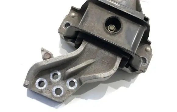 Mitsubishi Eclipse Cross Engine mount vacuum valve 