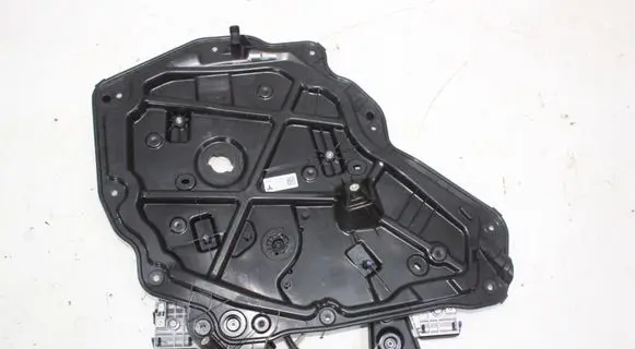 Tesla Model Y Rear window lifting mechanism without motor 149551200E