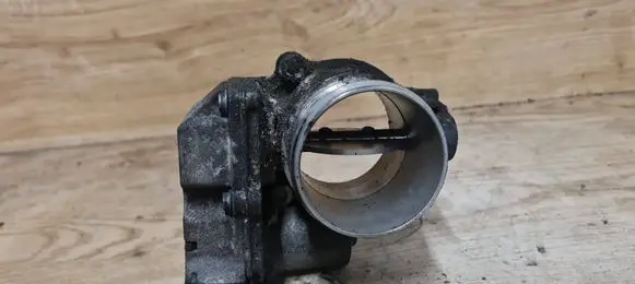 Ford Focus Throttle valve 7V2Q9E926AB