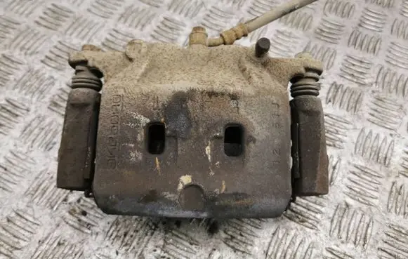 Nissan X-Trail T32 Front brake caliper