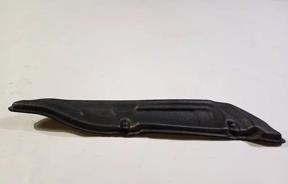 Dodge Challenger Fender foam support/seal 2925