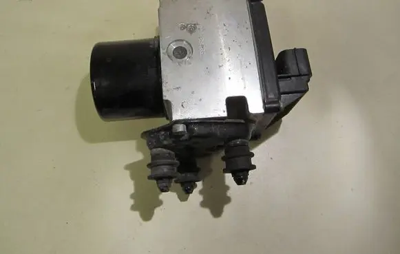 Volkswagen PASSAT B6 ABS Pump 3C0614095P 16027201 16027001A
