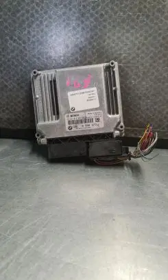 BMW X3 E83 Engine control unit/module 0281016065 8506373