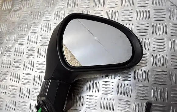 Peugeot 308 Front door electric wing mirror 0306040