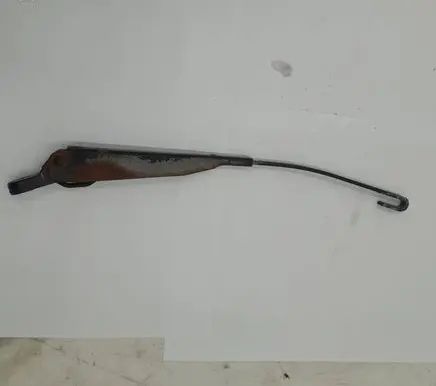 Opel Omega B1 Rear wiper blade arm 90457809