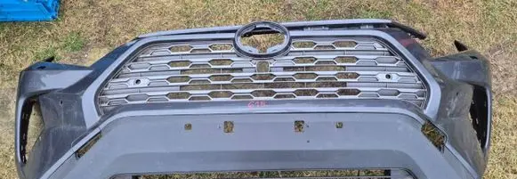Toyota RAV 4 (XA50) Front bumper