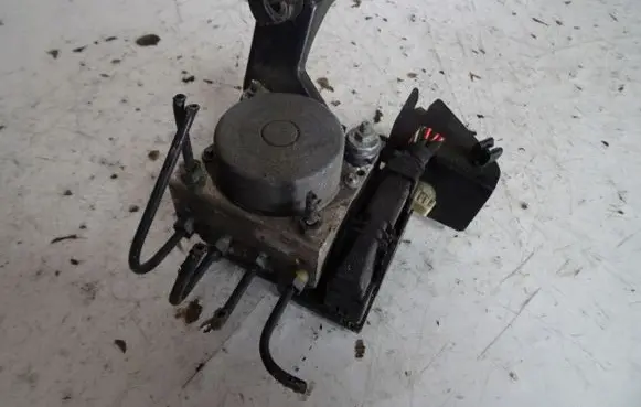 Dacia Sandero ABS Pump 8200756092