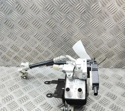 Land Rover Range Rover Sport L461 Air conditioning (A/C) air dryer M8E210C708AC