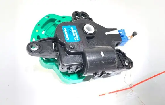 KIA Ceed Air flap motor/actuator D266-EB9AA01