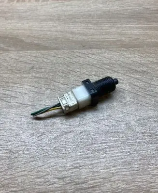 Peugeot 807 Brake pedal sensor switch E103B