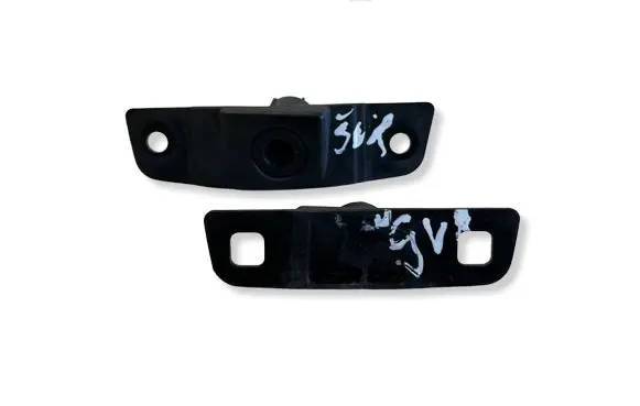 Mercedes-Benz Vito Viano W447 Sliding door lock loop/hook striker A6397580127 A6397660762