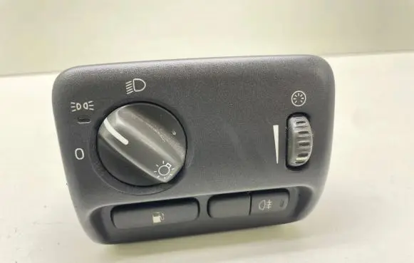 Volvo S80 Light switch 8645707