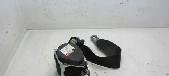 Mercedes-Benz E W211 Seat belt trim dfkkhh6214