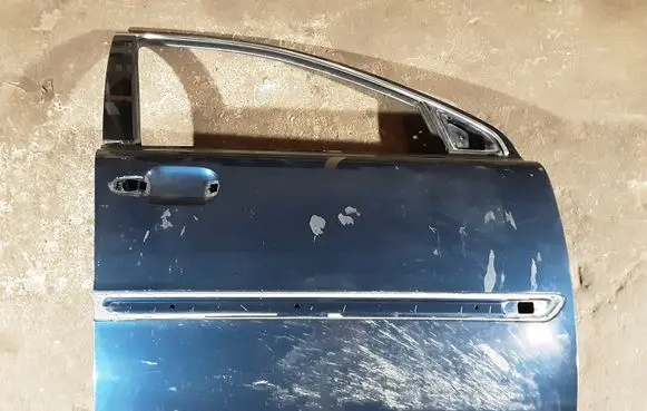 Volvo XC90 Front door