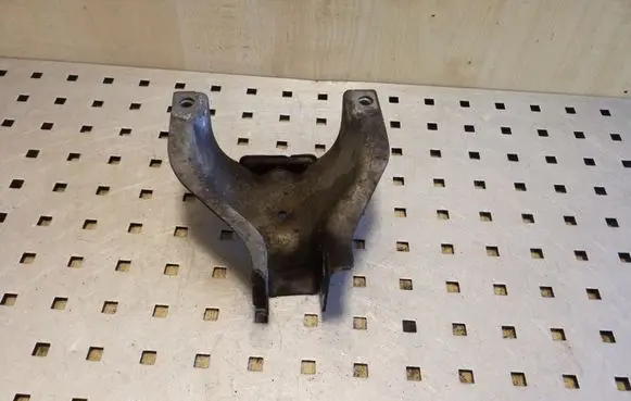 Audi A5 8T 8F Engine mounting bracket 8K0399378S 8K0399378T