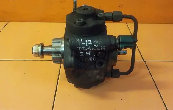 Ford Transit Fuel injection high pressure pump 2940000951