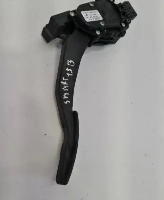 Smart ForFour I Accelerator throttle pedal A4543000304 125792 6PV00886600