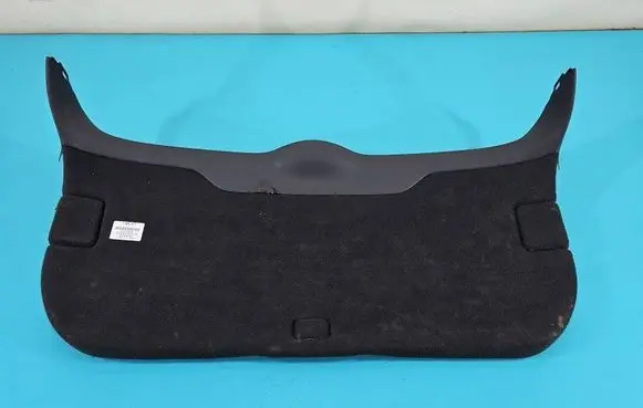 Toyota Avensis T270 Tailgate/boot cover trim set 67750-05080 IMPRK1482417