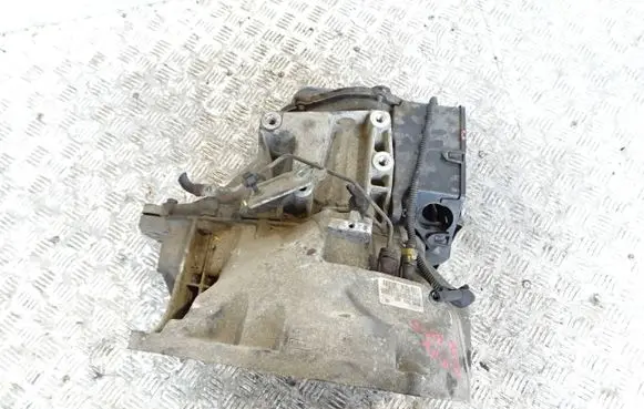 Ford B-MAX Manual 5 speed gearbox DV1R7002ABE 080714000 4000920
