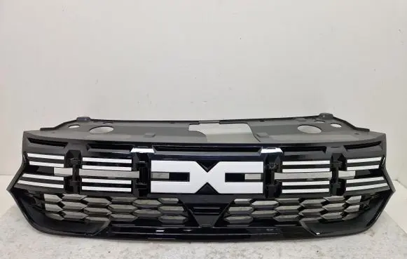 Dacia Sandero III Front bumper upper radiator grill