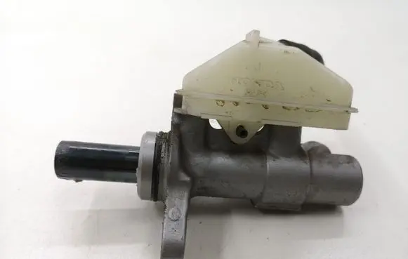 Honda CR-V Master brake cylinder