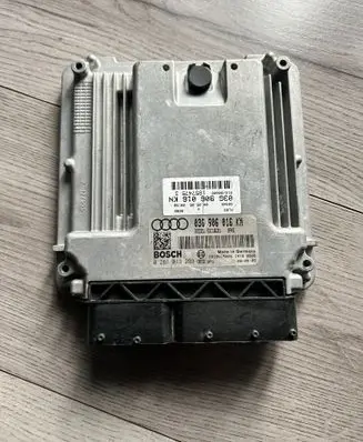 Audi A4 S4 B7 8E 8H Engine control unit/module 03G906016KN 0281013293 1039S15246