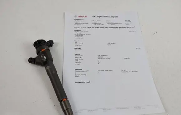 Nissan Qashqai+2 Fuel injector 0445110414