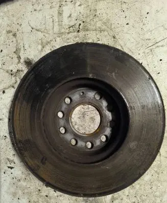 Volkswagen Touran I Front brake disc 8829