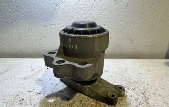 Ford Transit Custom Engine mount bracket