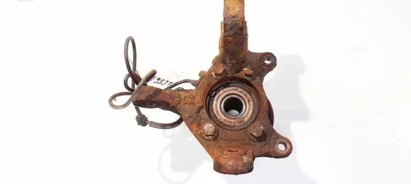 Toyota Auris 150 Front wheel hub