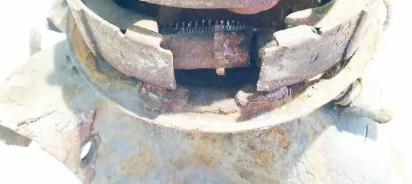 Mitsubishi Outlander Handbrake/parking brake pads 