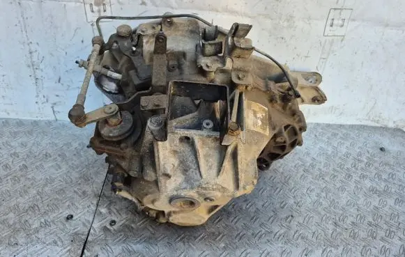 Manual 6 speed gearbox