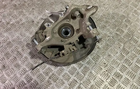 Mercedes-Benz E W238 Rear wheel hub 2133205