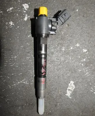 Fuel injector