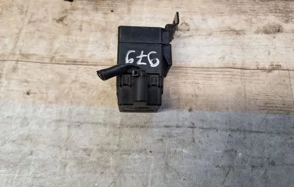 Audi A3 S3 8L Other relay 2S6T14N003BA 14320201